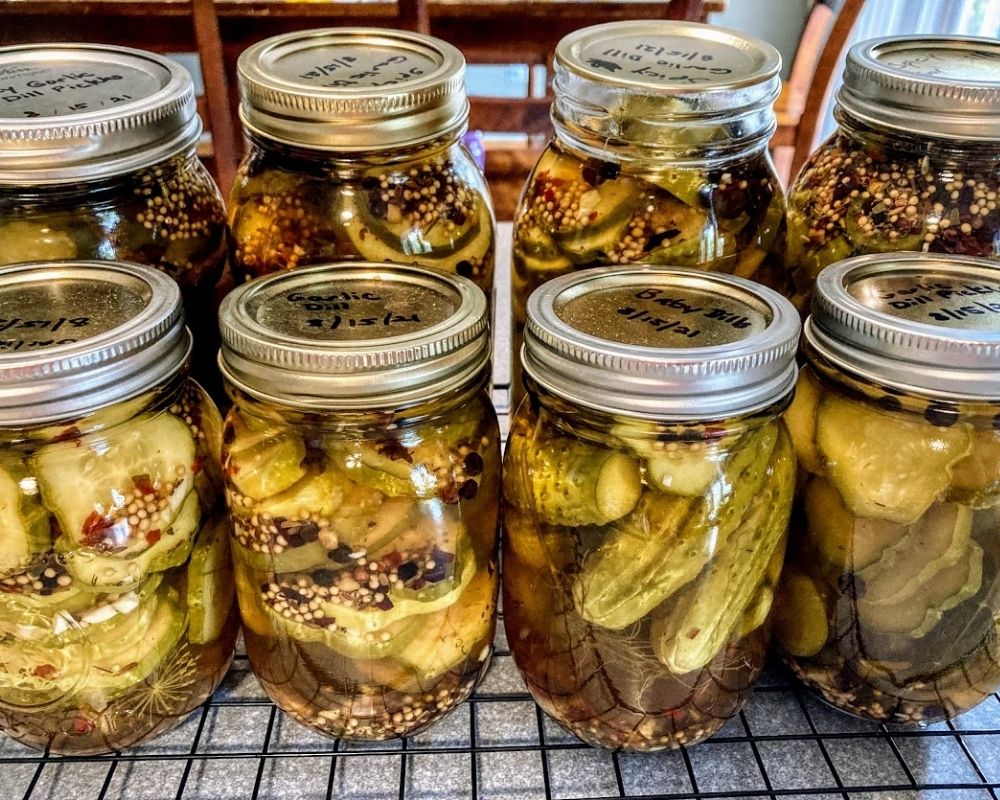 Canned pickles